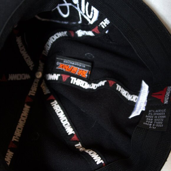Throwdown | Cursive Lettering Snapback Hat - Picture 5 of 5